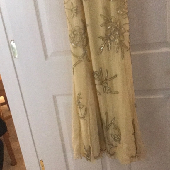 Open back, hand beaded gown. - Picture 2 of 3